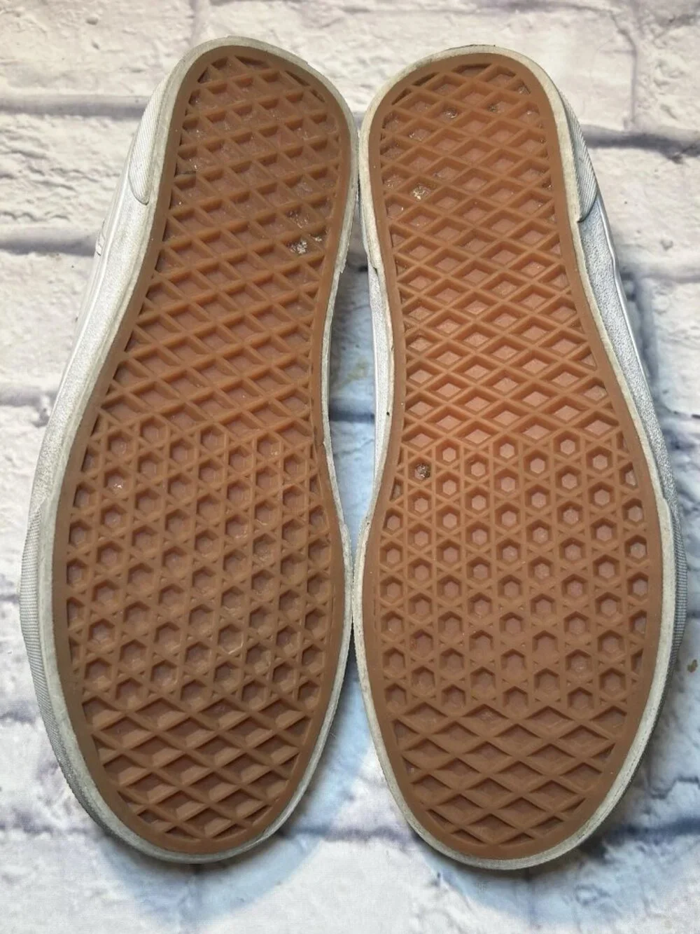Vans Seldan Leather Shoes Women’s 9‎ White Color